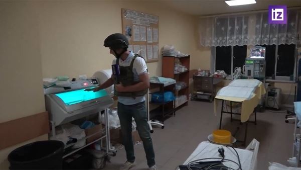 Корреспондент «Известий» показал работу военного госпиталя в ДНР<br />
