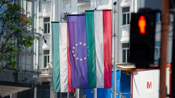 Чешский министр допустил выход Венгрии из ЕС из-за России<br />
